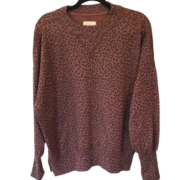 Abercrombie & Fitch Sweaters - Abercrombie & Fitch soft a&f collection Leopard Print Crewneck sweater medium